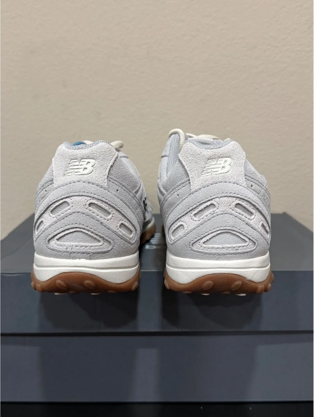 Size 11.5 - New Balance 204L “Raincloud Grey Matter”